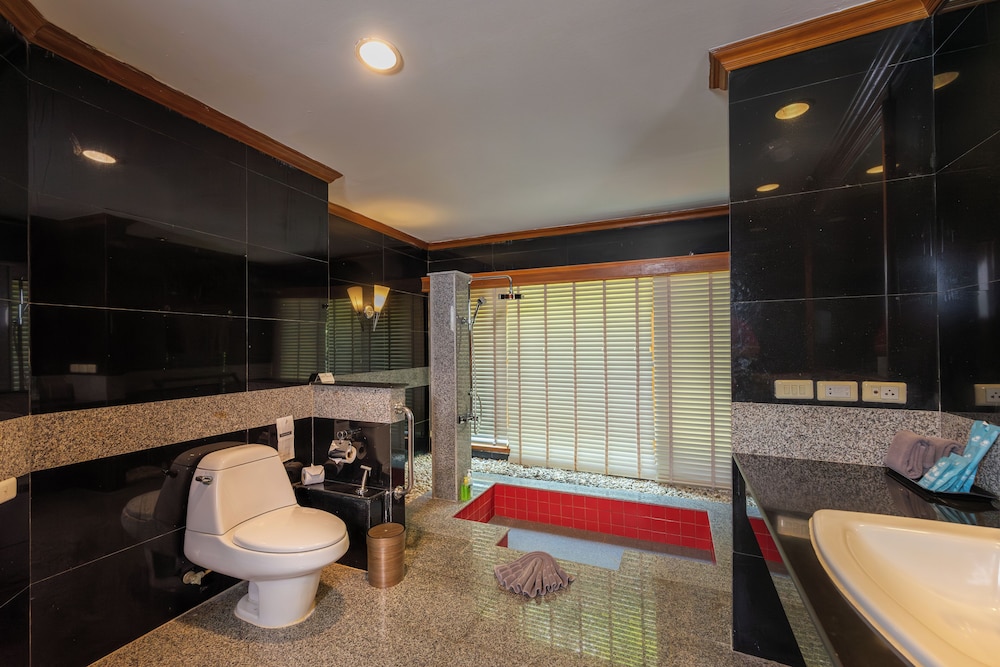 Luxury Grand Room - Photo 11