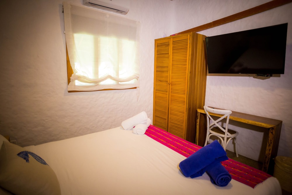 Standard Double Room - Photo 4