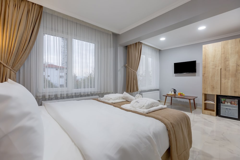 Standard Double Room - Photo 1