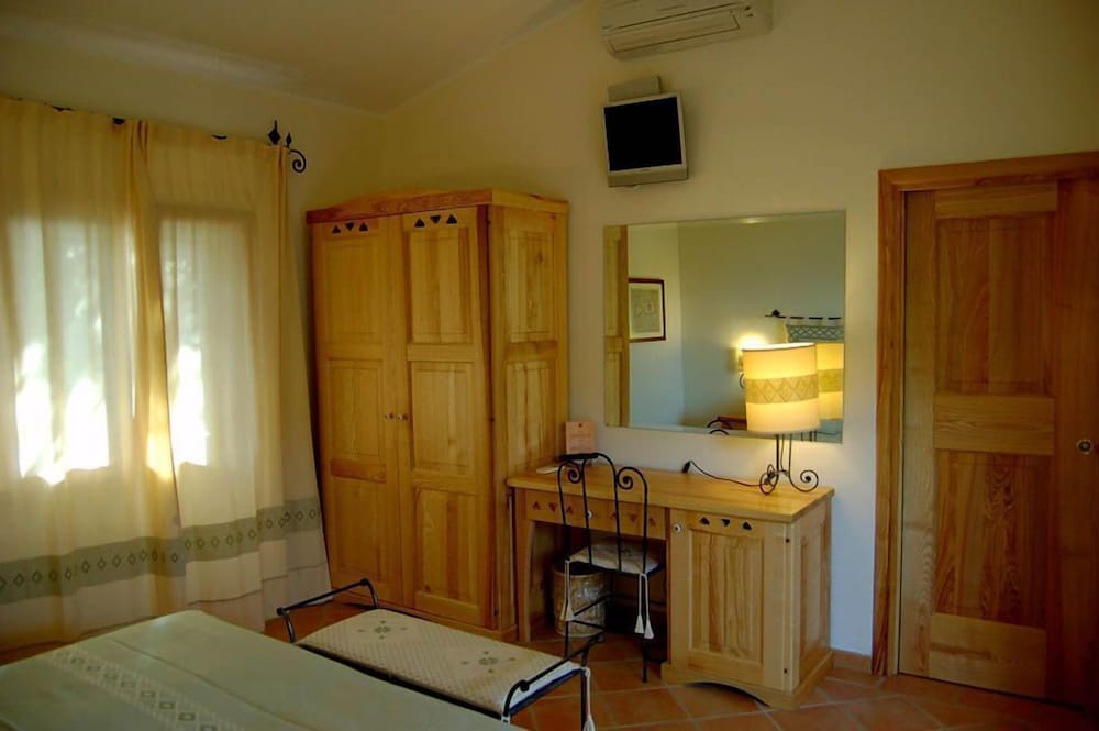 Standard Double Room, Garden Area photo 3