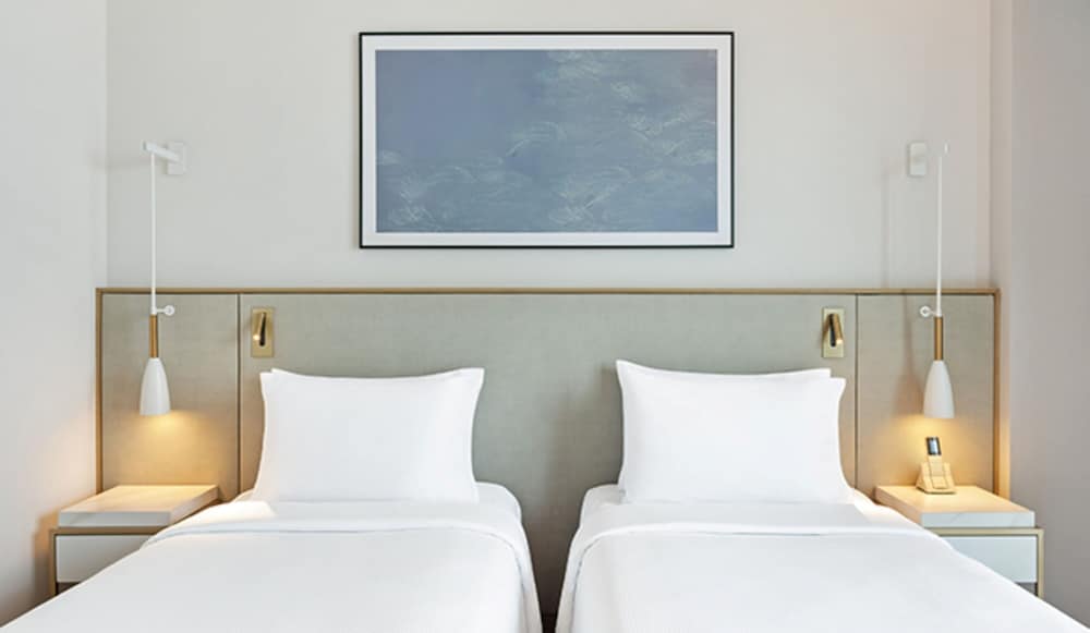 Deluxe Room, 2 Twin Beds, Sea View - Photo 4