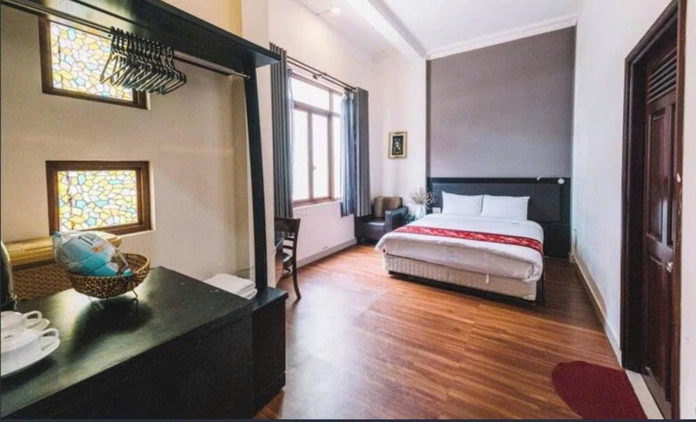 Deluxe Double or Twin Room, City View
