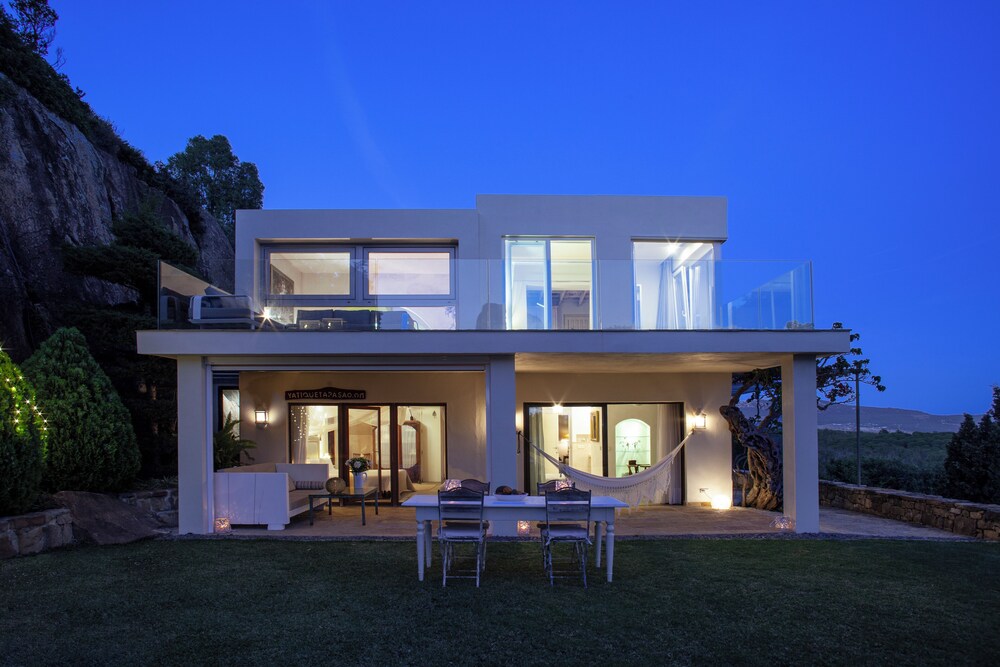 Deluxe House, Sea View photo 2