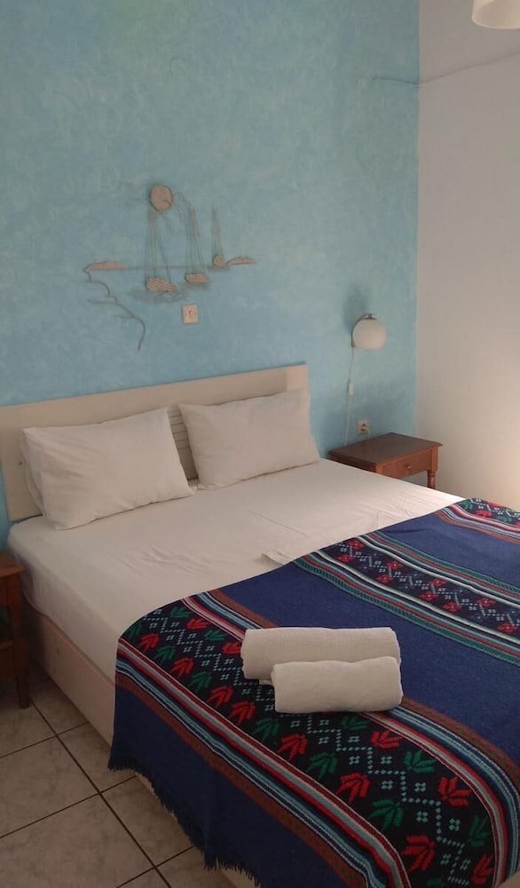 One Bedroom Apartment with Sea View - Photo 9
