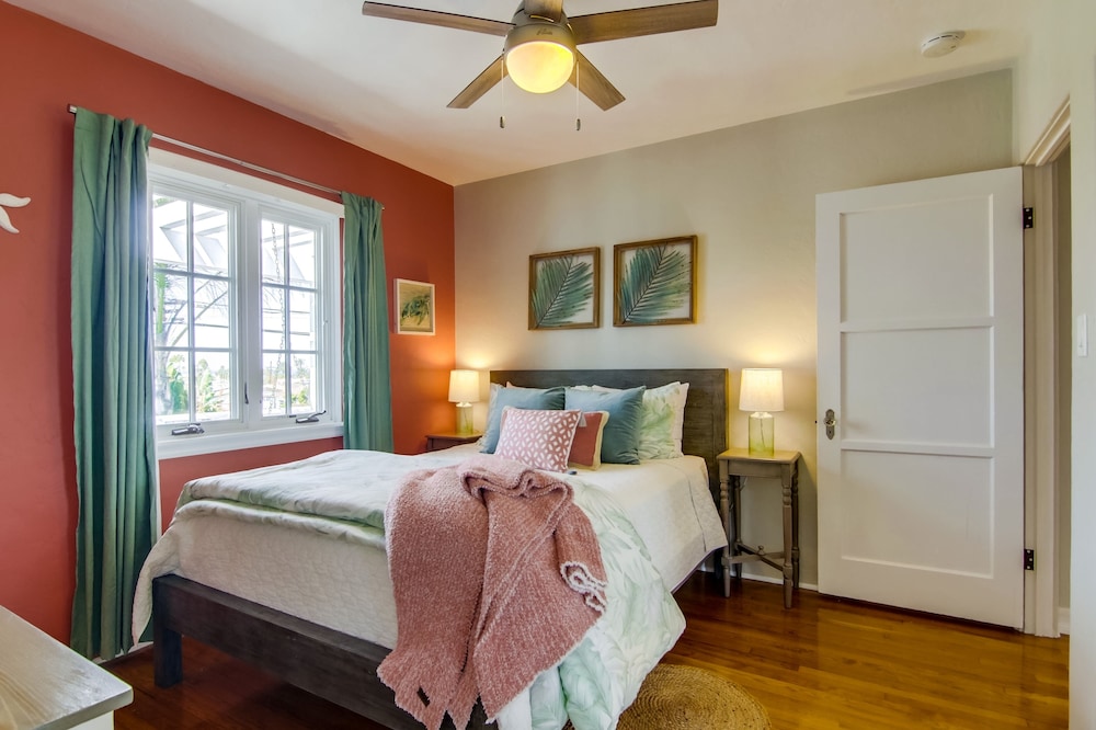 House, 2 Bedrooms