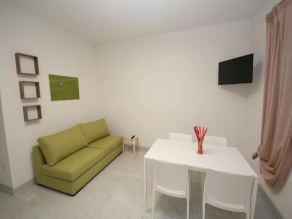 Apartment, 1 Bedroom, Garden View