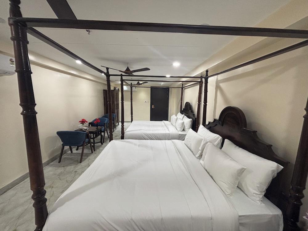 Family Quadruple Room
