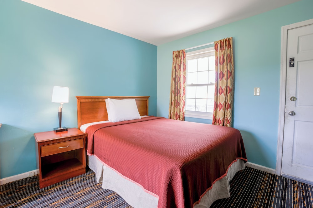 Room, 1 Queen Bed, Non Smoking photo 1