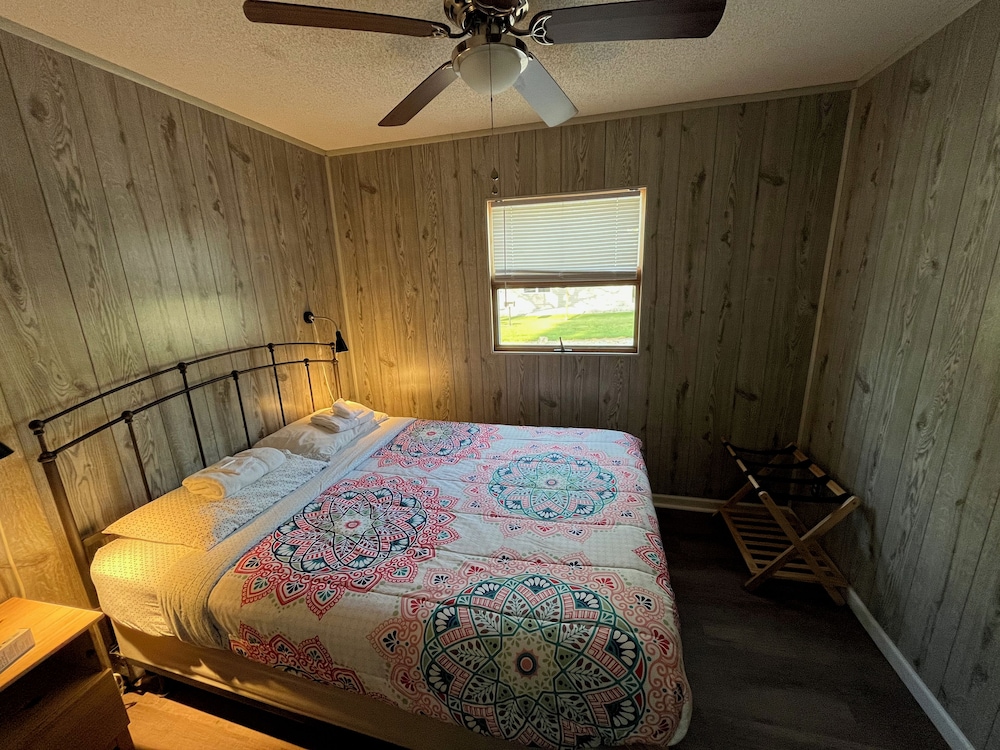 Deluxe Cottage, Multiple Beds, Non Smoking photo 3