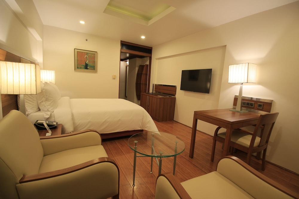Superior Connecting Room - Photo 1