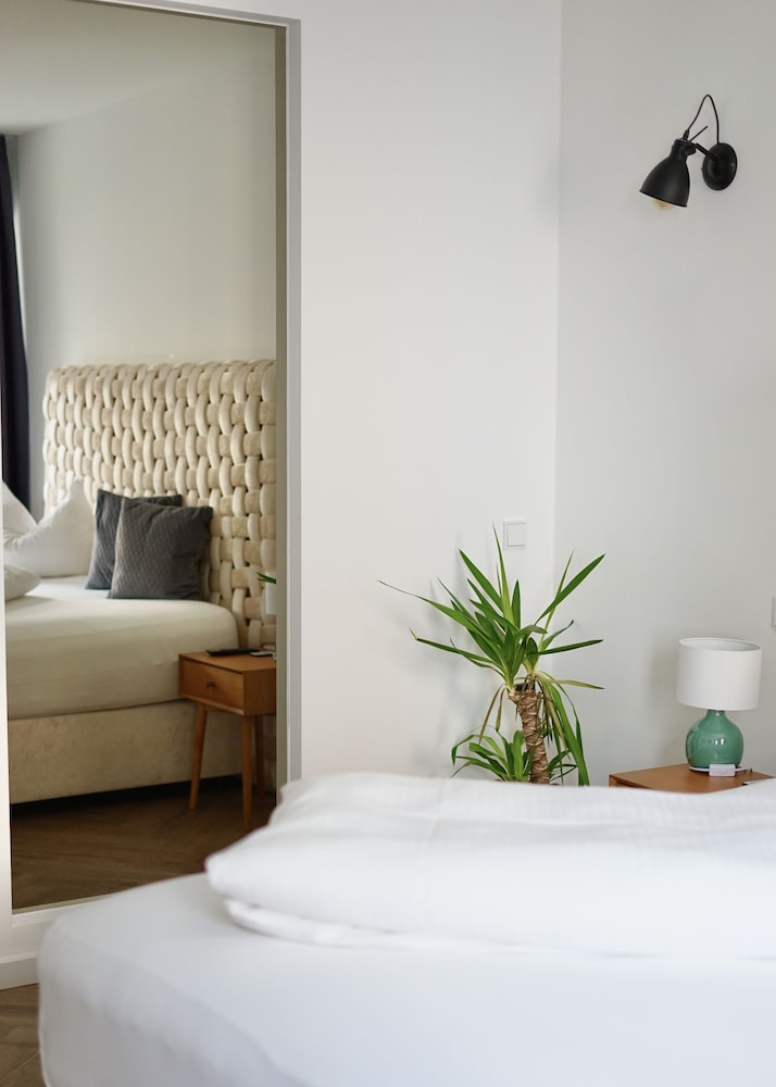 Comfort Room photo 2