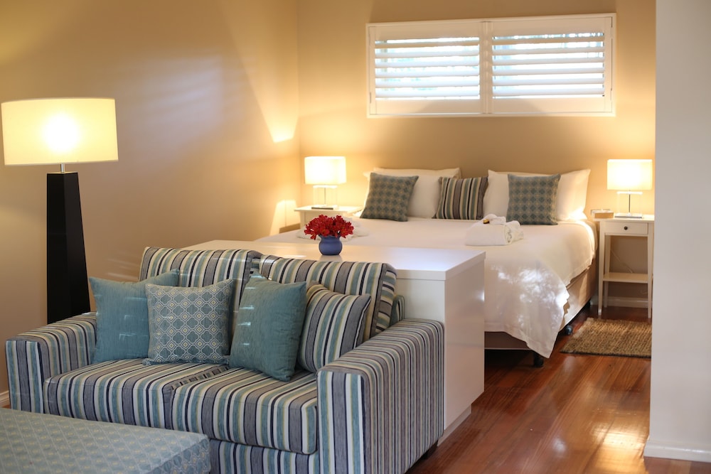 Luxury Spa Cottage - Driftwood photo 1