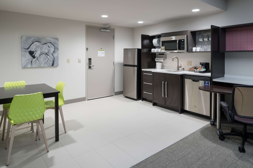 Suite, 1 Bedroom, Non Smoking - Photo 3