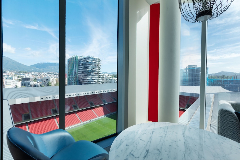 Deluxe Room, 2 Twin Beds, City View photo 2