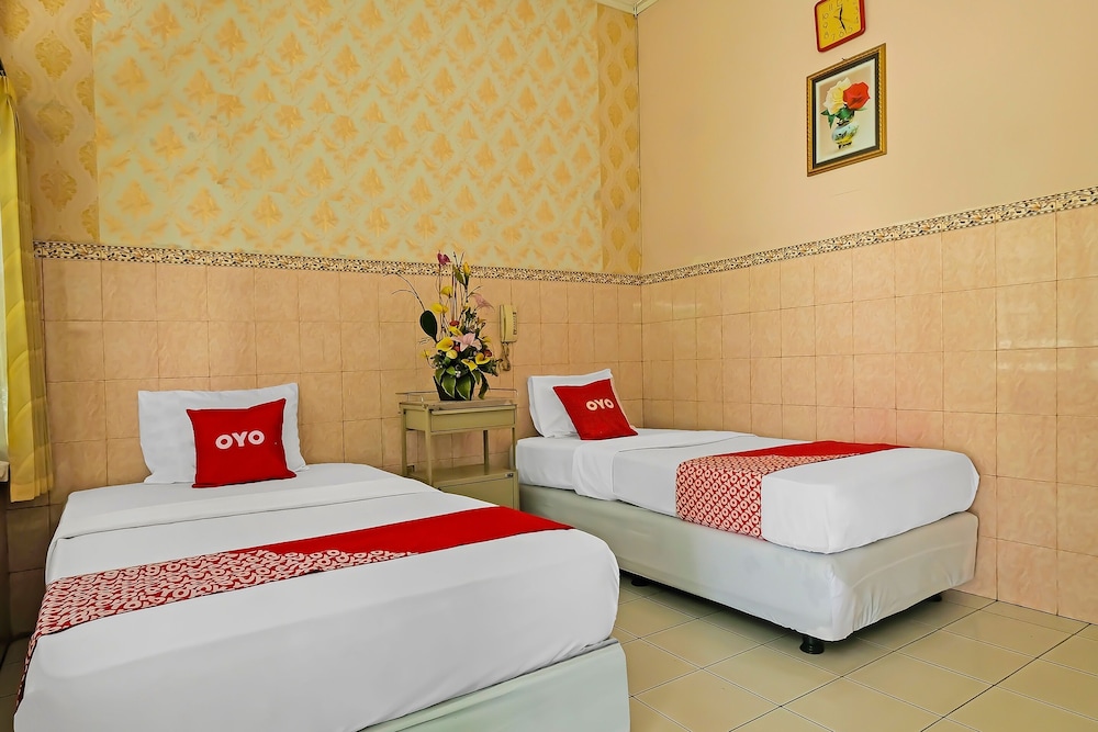 Standard Twin Room - Photo 5