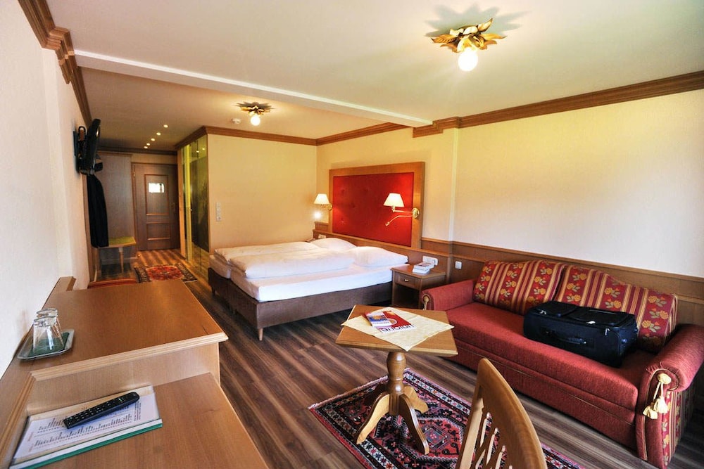 Comfort Double or Twin Room, Balcony photo 1