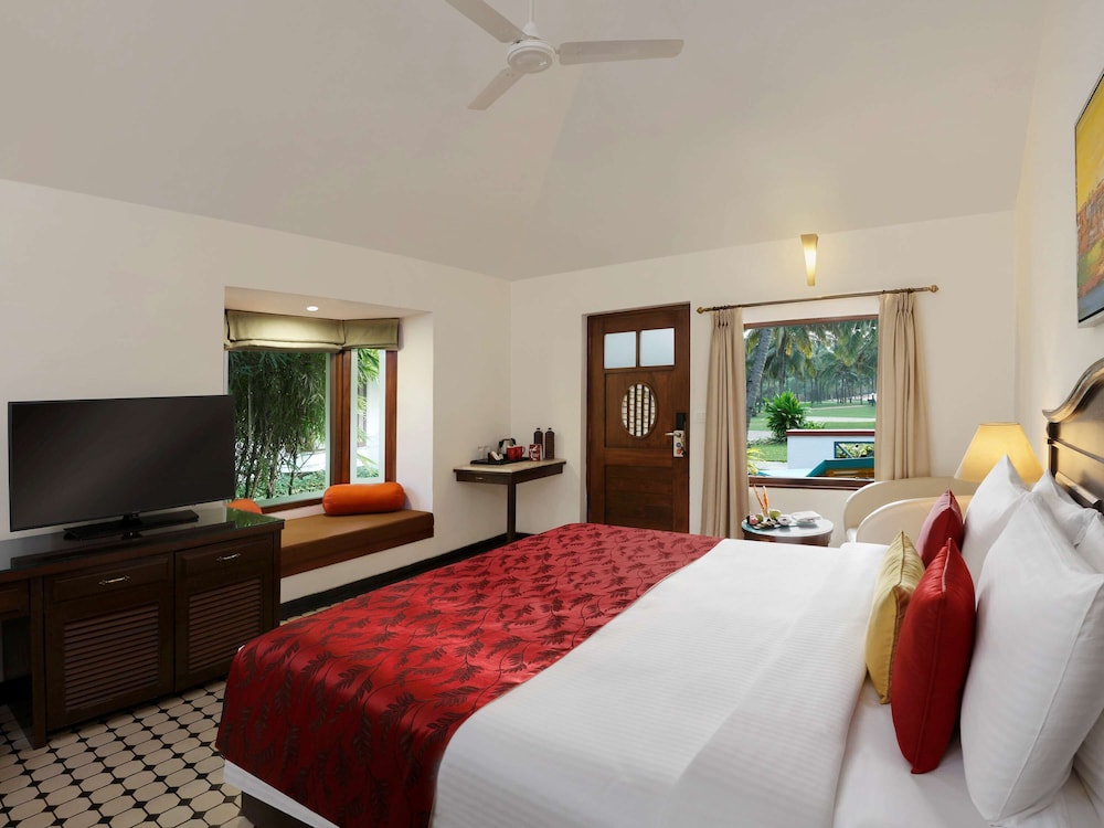 Premium Villa, 1 King Bed photo 2