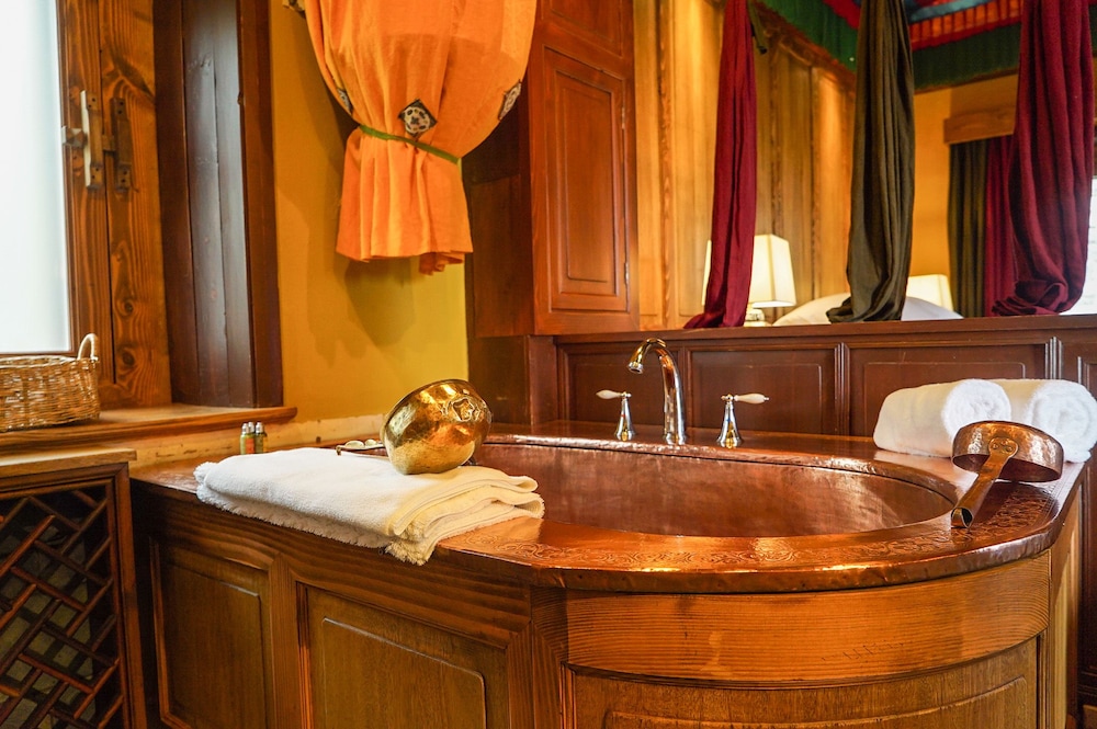 Superior Suite, Double Bed photo 3