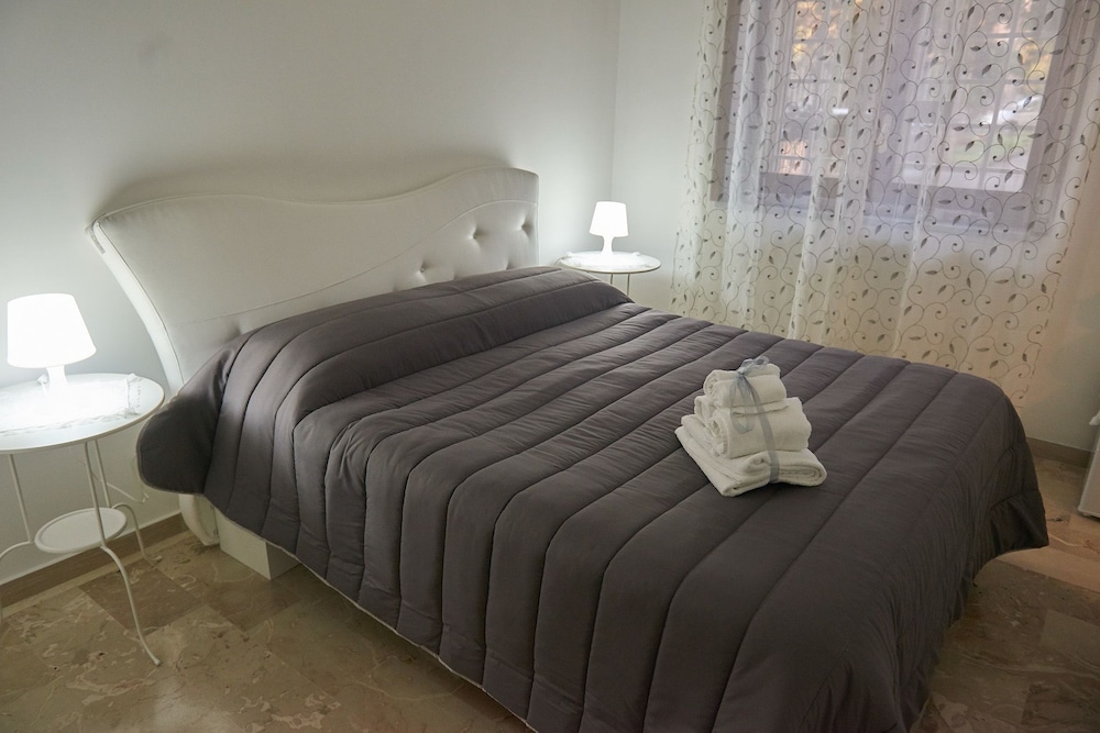 Classic Double Room, Garden View photo 2