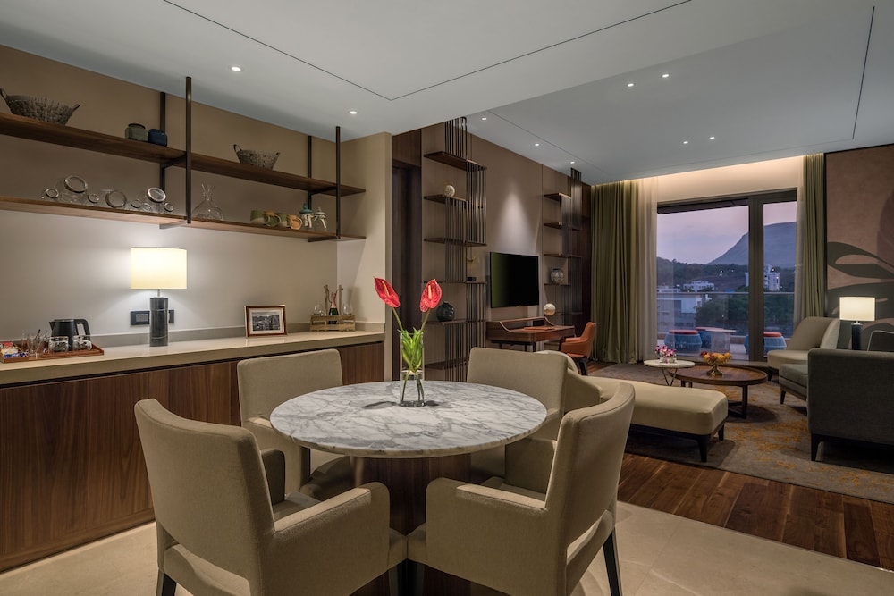 Deluxe Suite - Photo 4