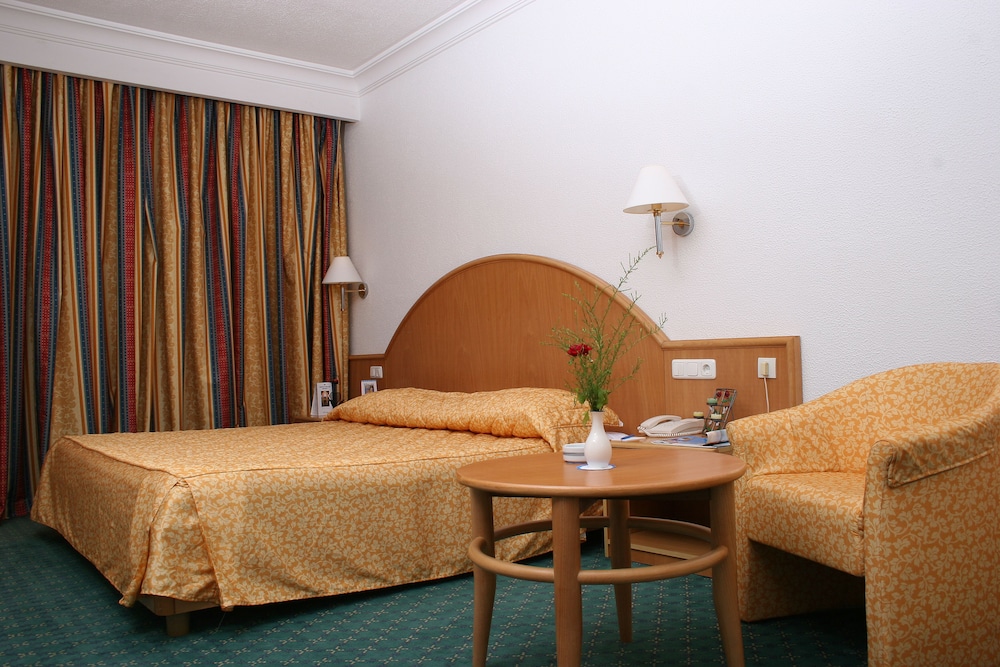 Standard Room - Photo 4