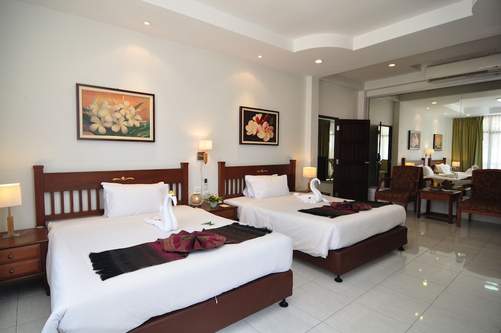 Family Suite - Photo 1