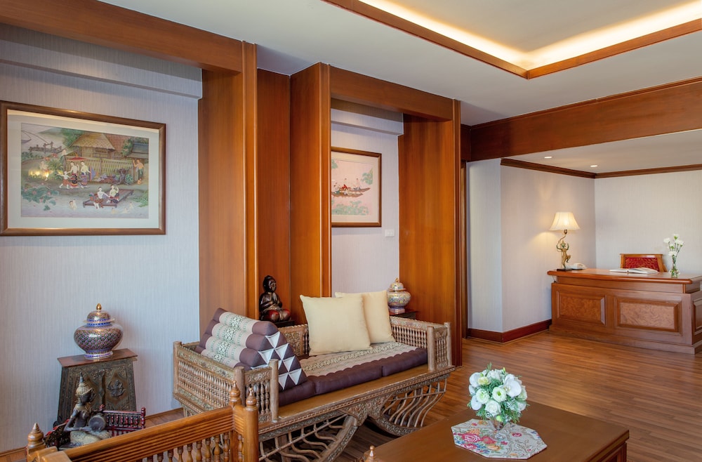 Executive Suite, 1 King Bed, Terrace