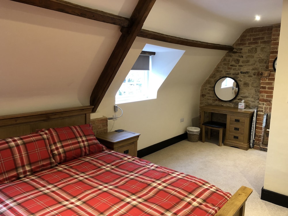 Standard Double Room, Ensuite - Photo 5