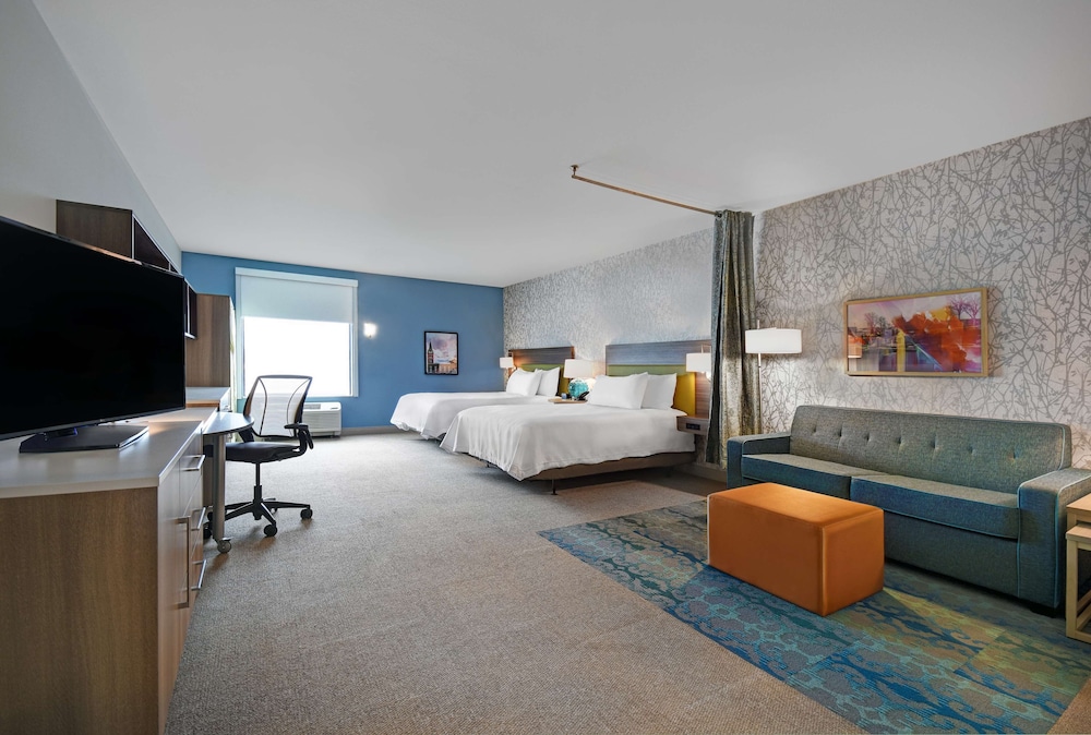 Studio, 2 Queen Beds, Accessible, Bathtub