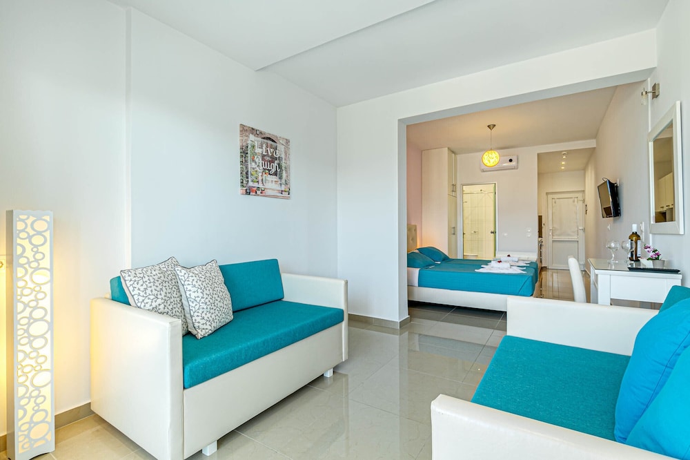 Comfort Quadruple Room (Family) photo 2