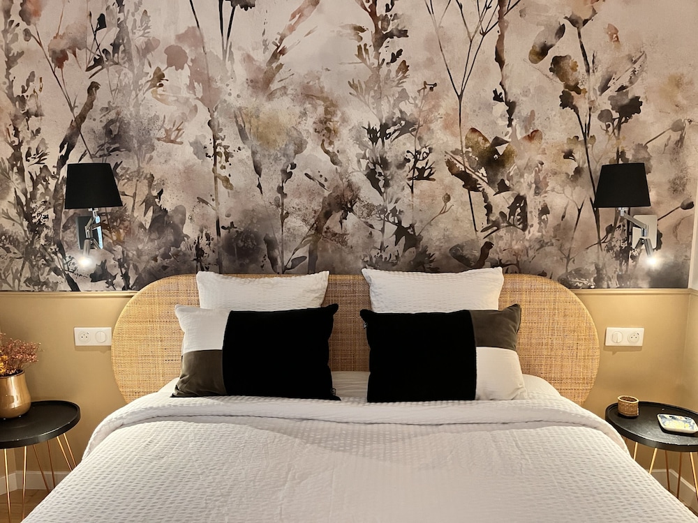 Double Room, Ensuite, Lake View photo 2