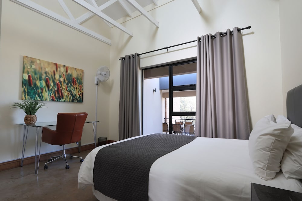 Luxury House photo 1