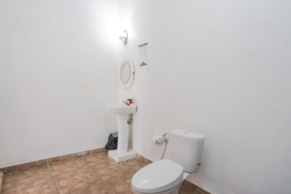 Standard Room - Photo 8