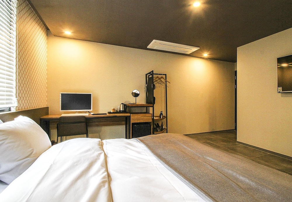 01 Standard room photo 2