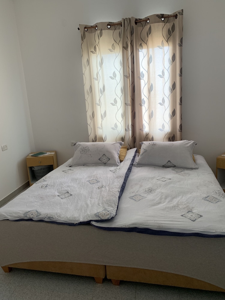 Traditional Apartment, Multiple Beds photo 3