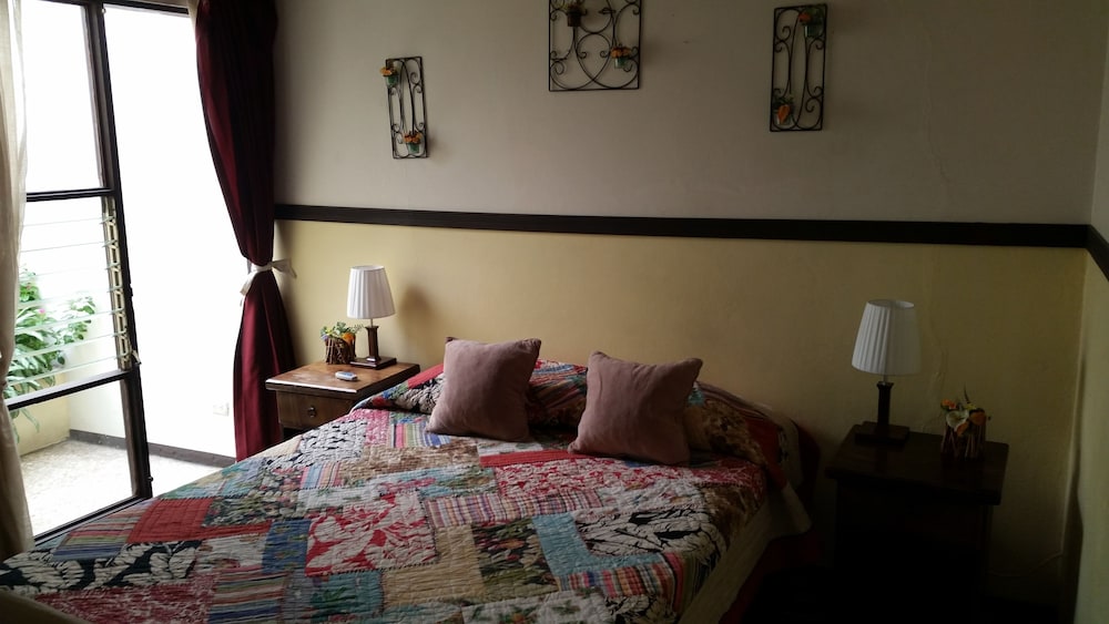 Standard Room, 1 Queen Bed, Private Bathroom (Puerto Viejo) photo 1