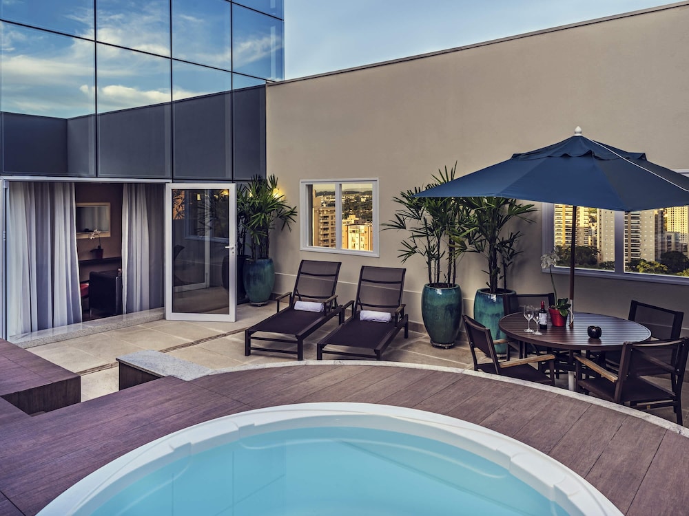 Superior Suite, 1 Queen Bed, Terrace