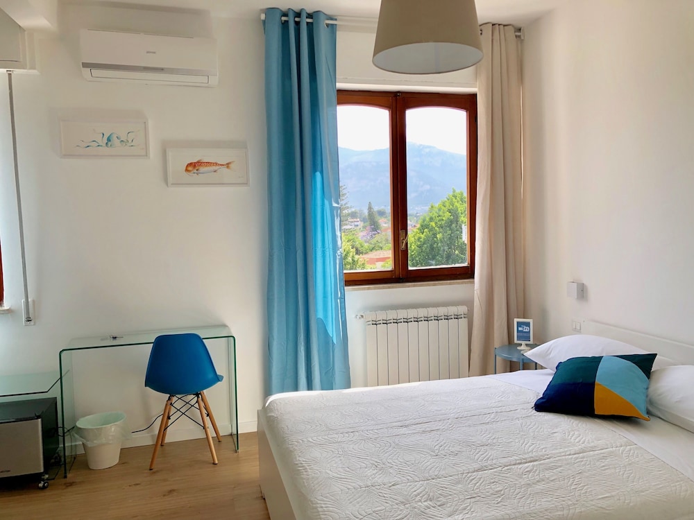 Standard Double Room, 1 Queen Bed