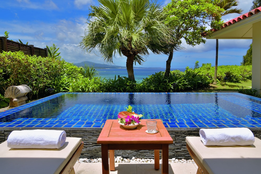 Luxurious Suite Room (King), with Private Pool, Lounge access, Non Smoking, Age 13+ Only
