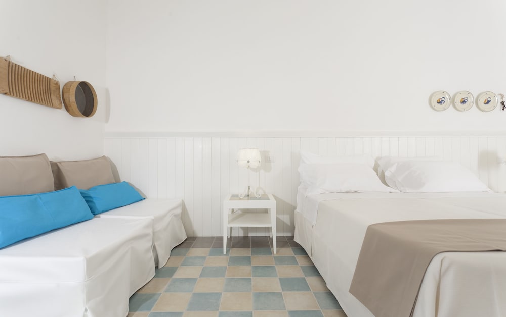 Superior Triple Room, Terrace, Garden View photo 3