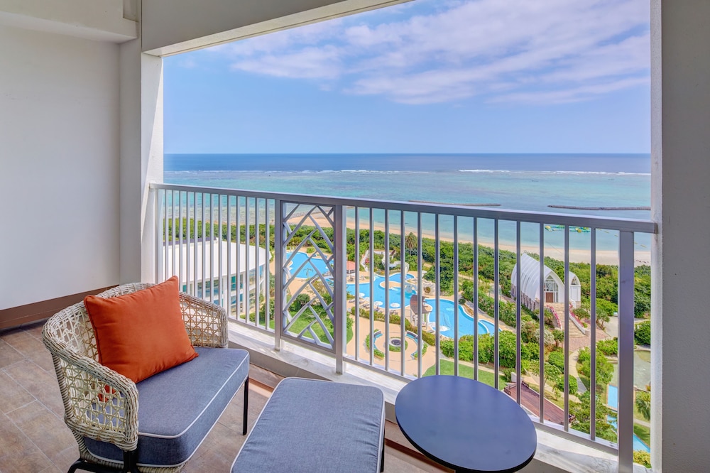 Premium Room, 2 Twin Beds, Ocean View (Ocean Wing) - Photo 4