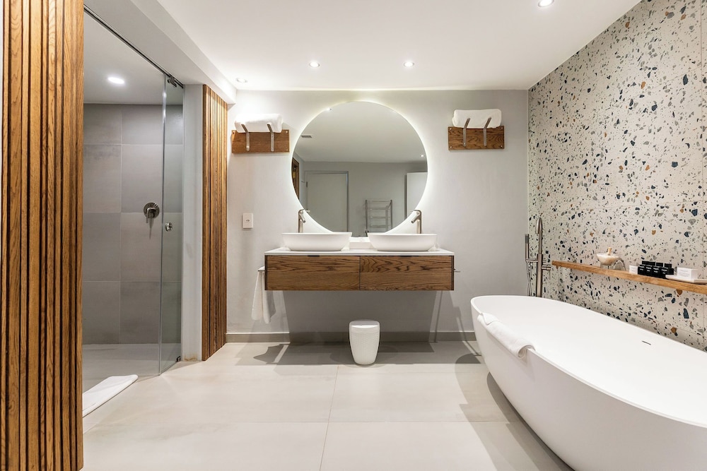 Sea and Mountain Suite - Photo 4