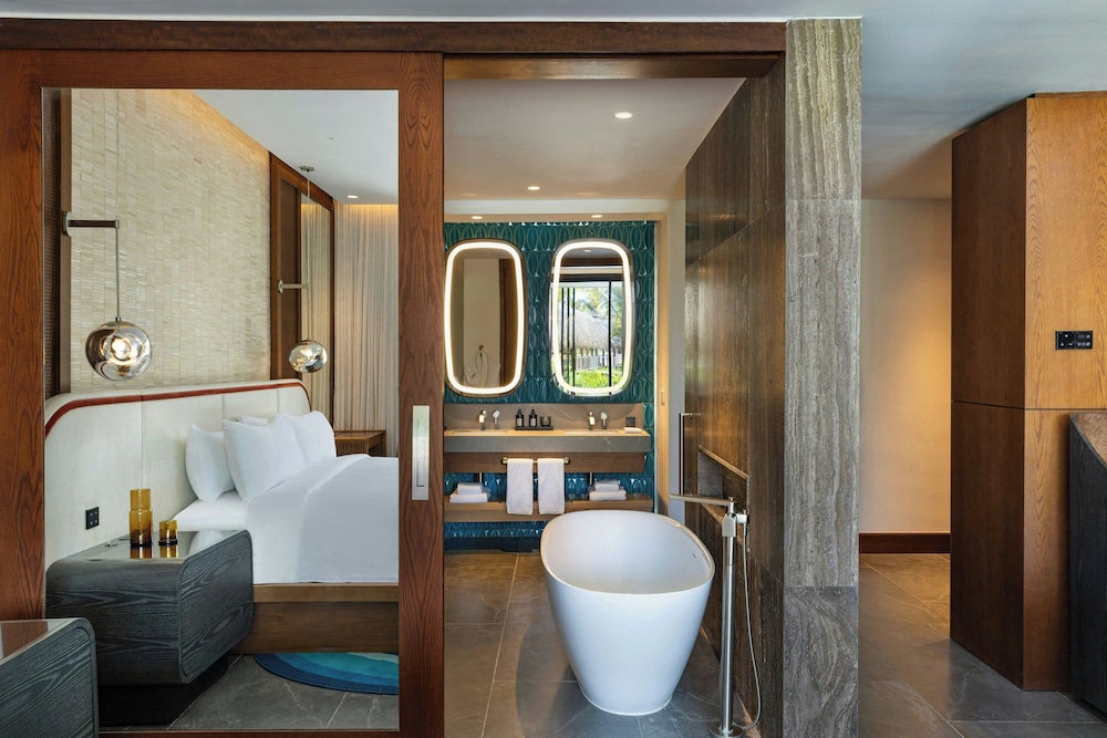 Suite, 1 King Bed (W, All-Incl. Adults Only, Tropical) - Photo 4