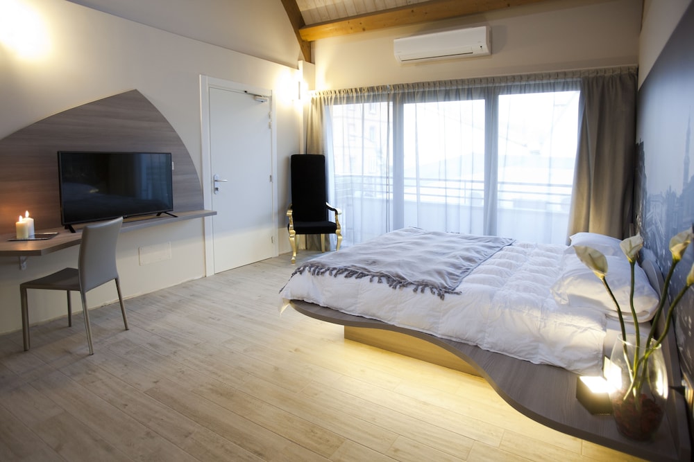 Standard Double Room, 1 King Bed
