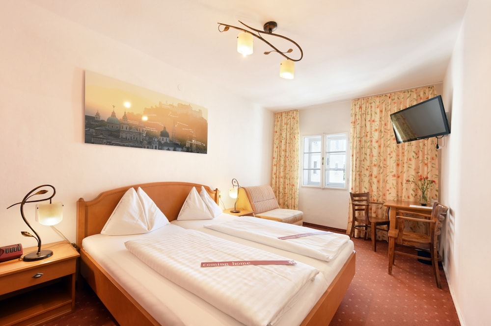 Standard Double Room, City View