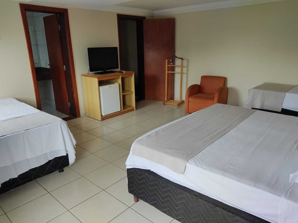 Classic Quadruple Room, City View