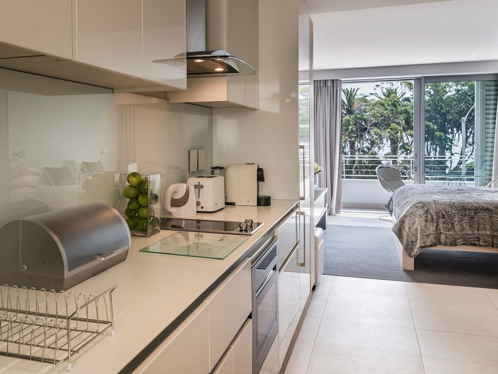 Premium Deluxe Suite