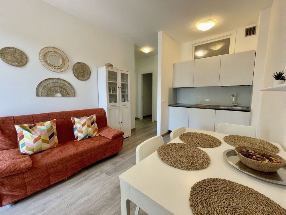Apartment, 2 Bedrooms, Patio, Garden View