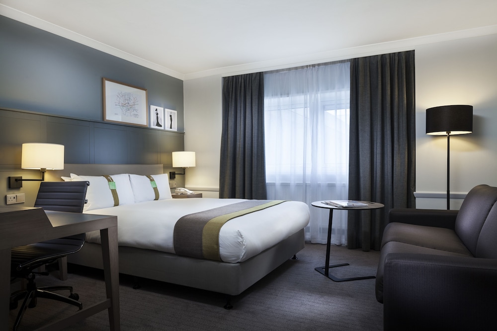 Premium Room, 1 Double Bed thumbnail 5