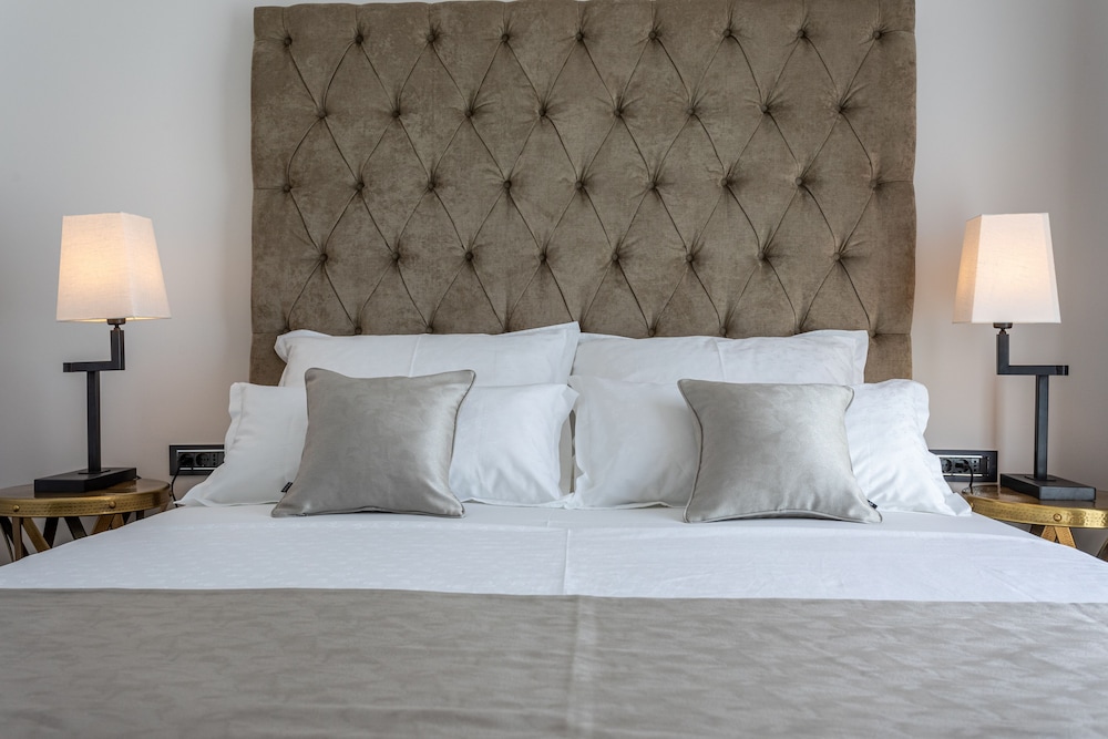 Luxury Apartment photo 2